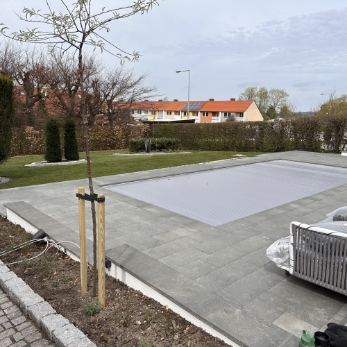 dækning af nedgravet pool