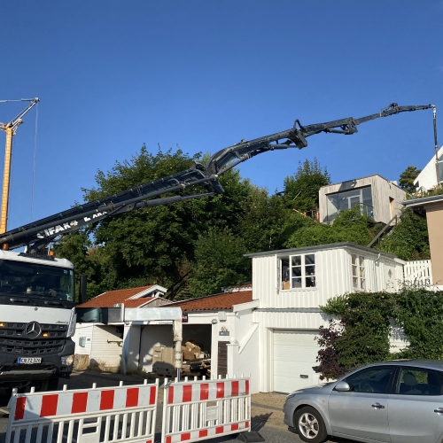 kran til hejsning af swimmingpool