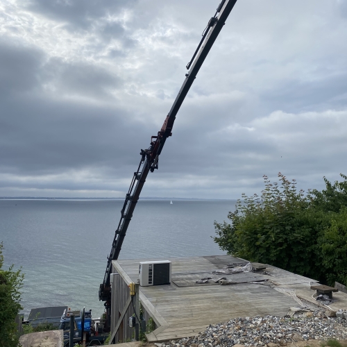 kran til levering af swimmingpool