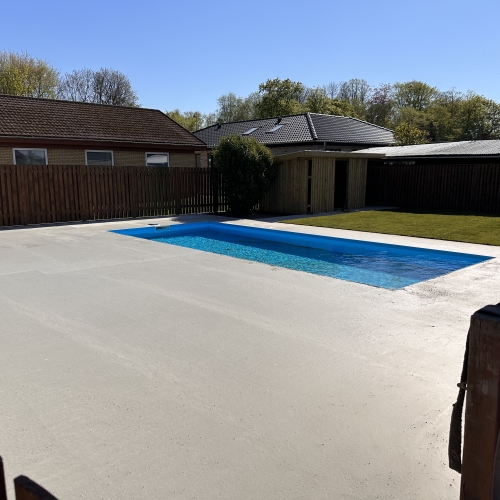 nedgravet pool i beton
