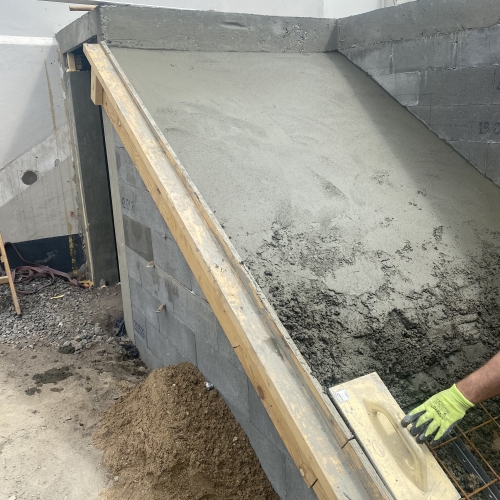 støbning af beton trappe